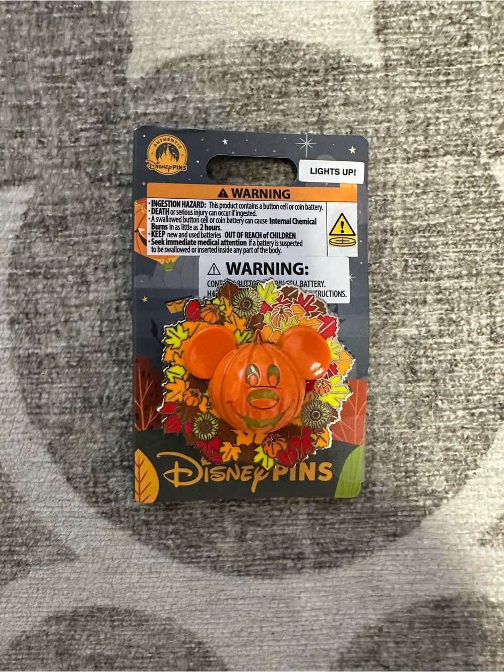2026 Disney Parks Happy Halloween Mickey Mouse Wreath Light Up Pin NEW!